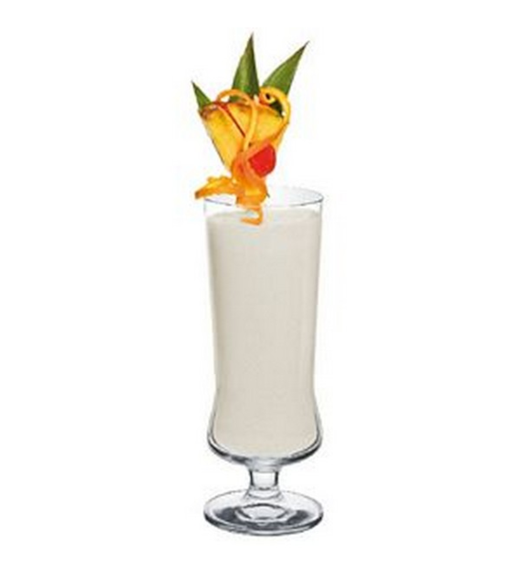 DRINKI ŚWIATA *PINACOLADA* /4/